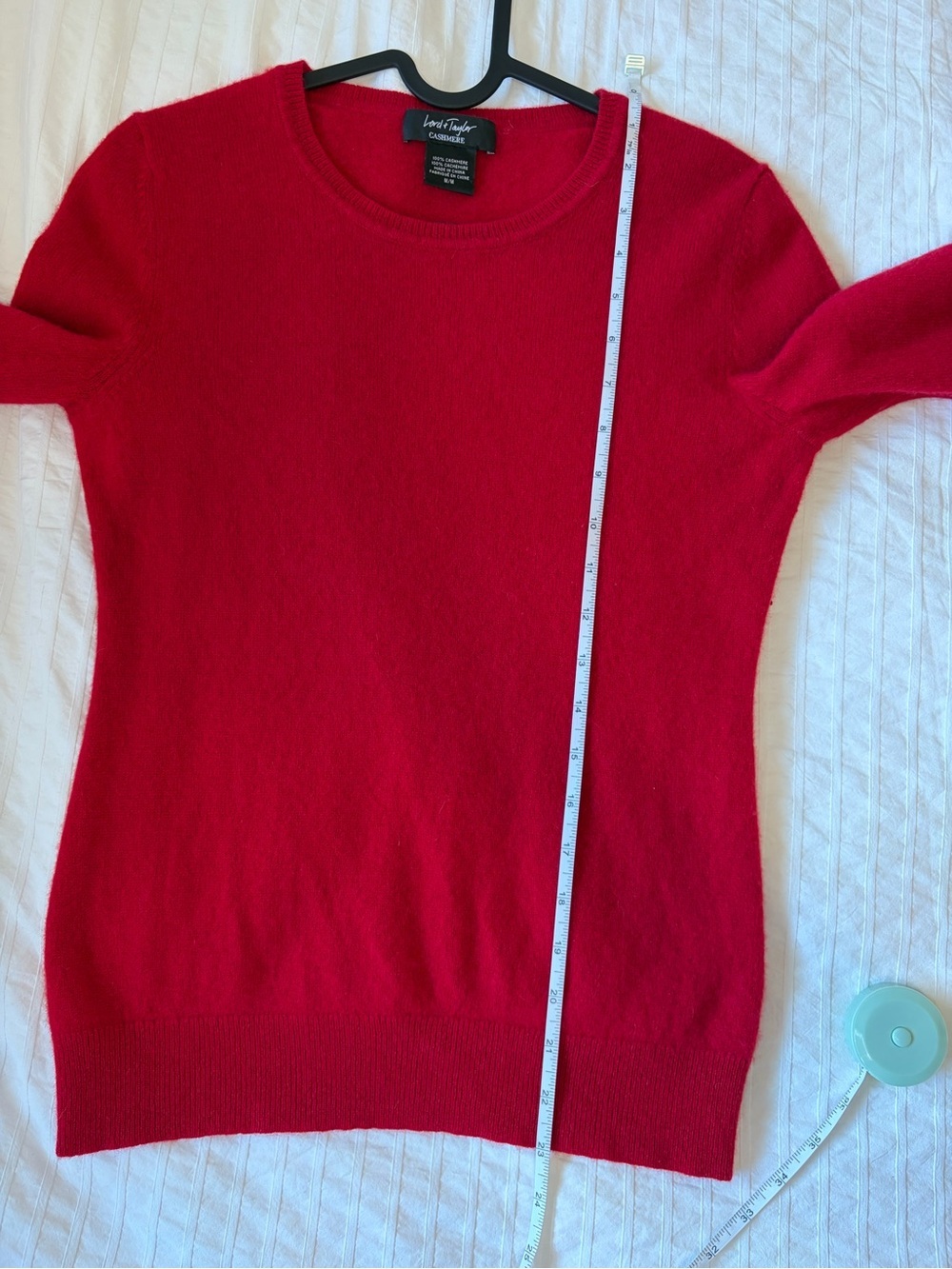 LORD & TAYLOR- 100% cashmere red pullover , size medium - Picture 5 of 5